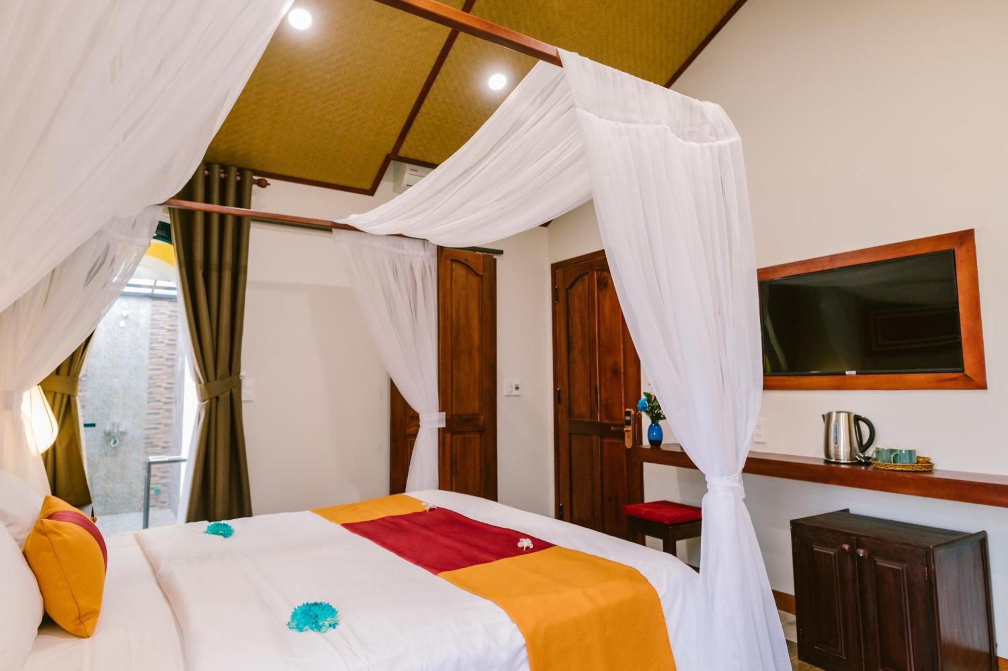 De'Colore Villa Hội An Buitenkant foto